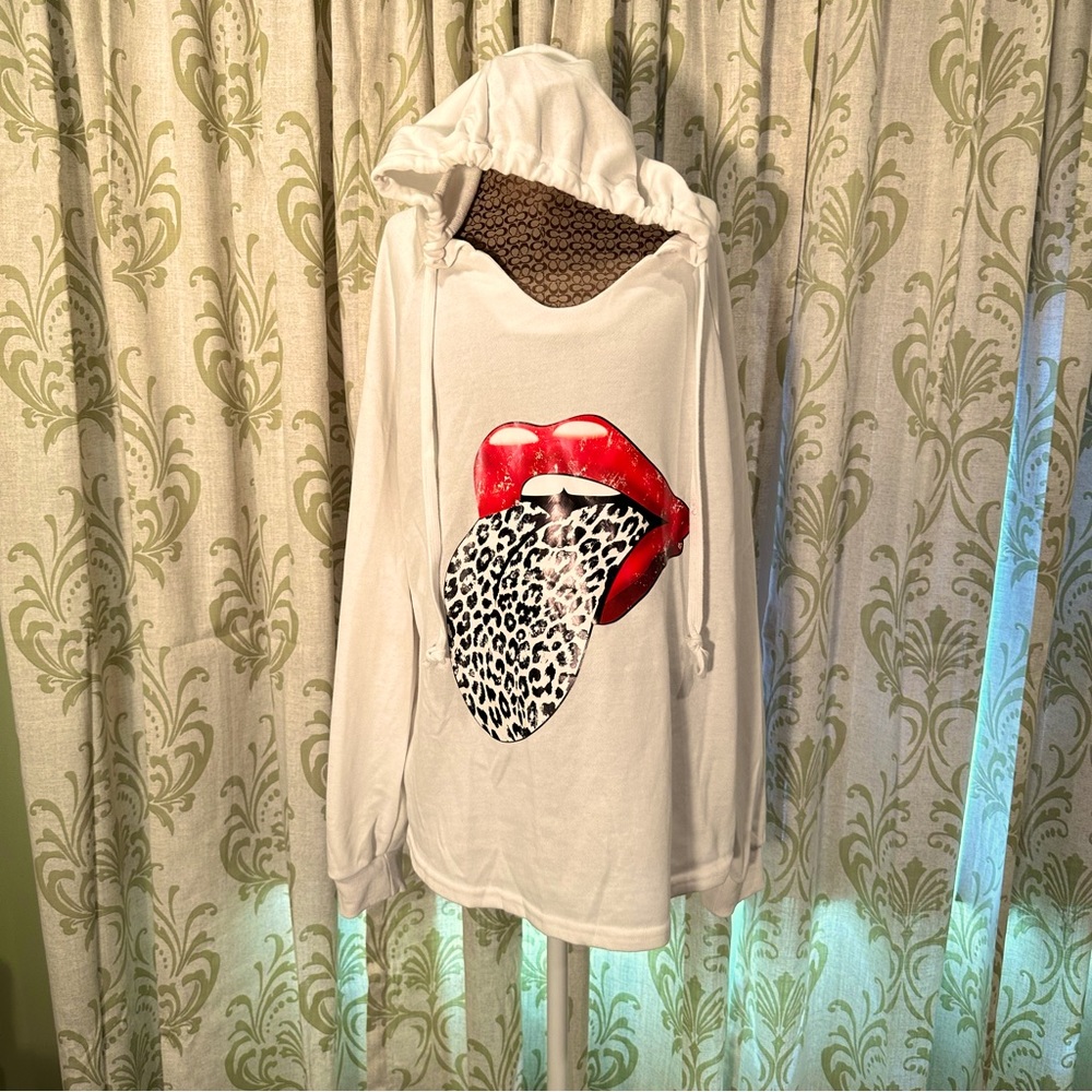 Graphic Hooded Sweatshirt Size Large